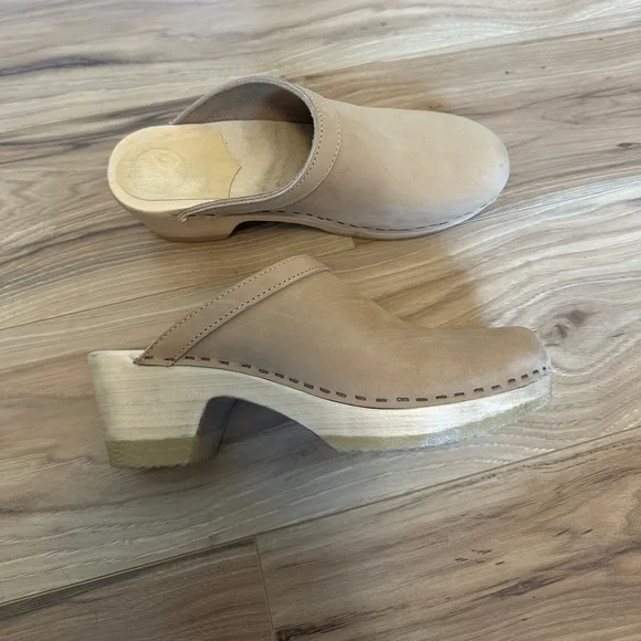 No. 6 Old School Clog on Mid Heel in Bone Size 39 - Picture 6 of 6